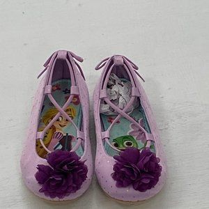 NEVER WORN-Disney Rapunzel Purple Pom shoes sz T12